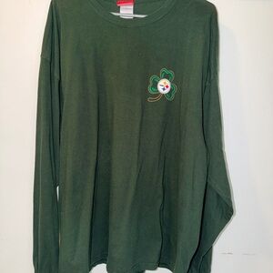 NFL Green Long Sleeve Tee with Shamrock & Steelers Emblem Size 2XL